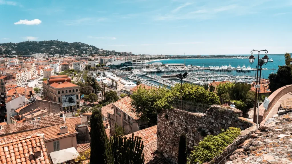 Comment mieux vivre dans ces endroits et quels sont les zones sûres de Cannes